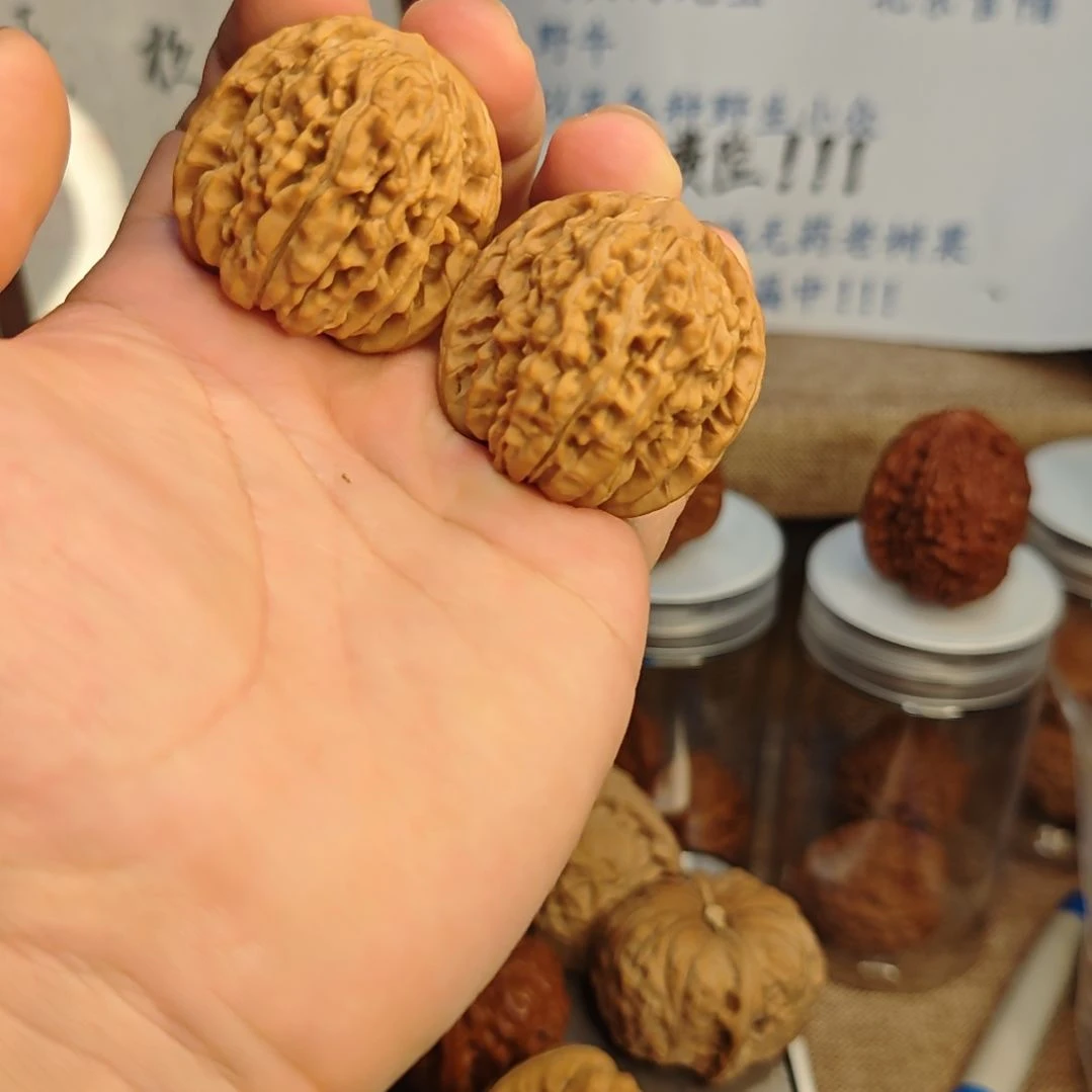 文玩核桃吊坠38尺山西汉高楼