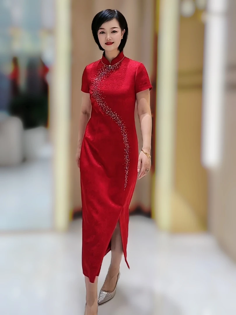 170121朱紫褕三醋酸提花喜婆婆喜妈妈婚宴旗袍前开叉礼服裙敬酒服