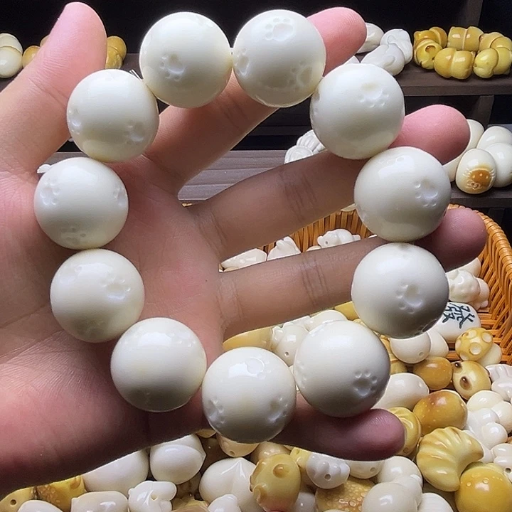 吊坠菩提根/象牙果