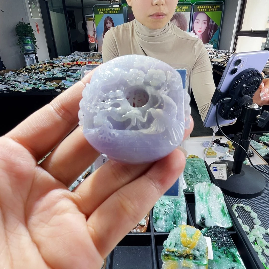 颈饰未镶嵌翡翠一