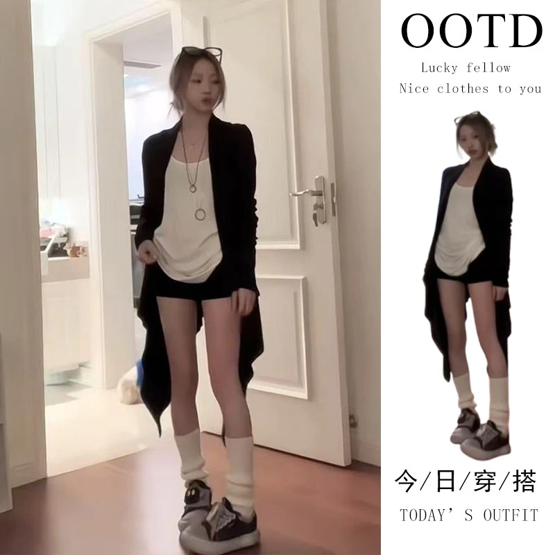 春季时尚穿搭一整套女2025新款韩系不规则针织开衫背心短裤三件套