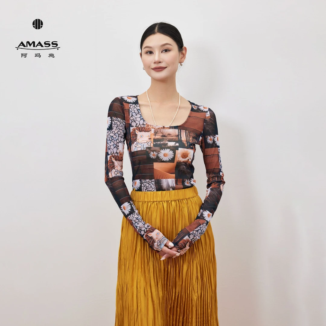 AMASS/阿玛施复古港风印花型领修身欧美造型T恤5300927-2A20543-0