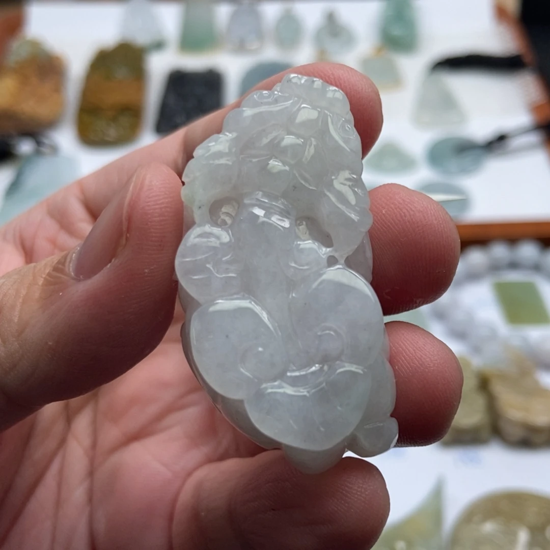 翡翠未镶嵌颈饰貔貅  天然缅甸ａ货翡翠