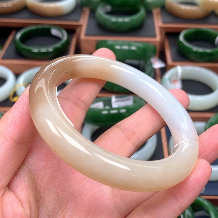 未镶嵌手镯和田玉（糖玉）61