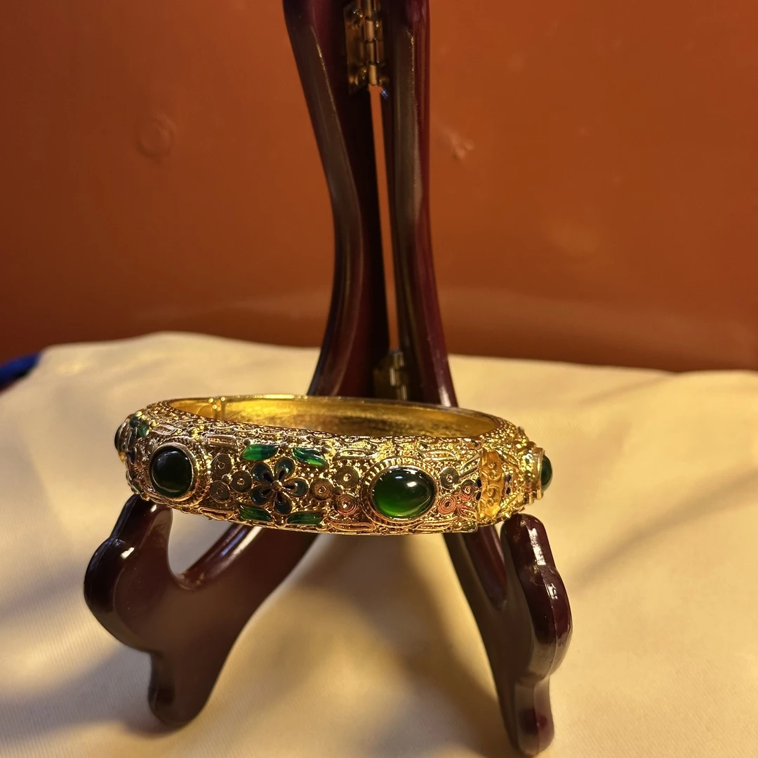 391-重工手镯（带礼盒多样性发一件）