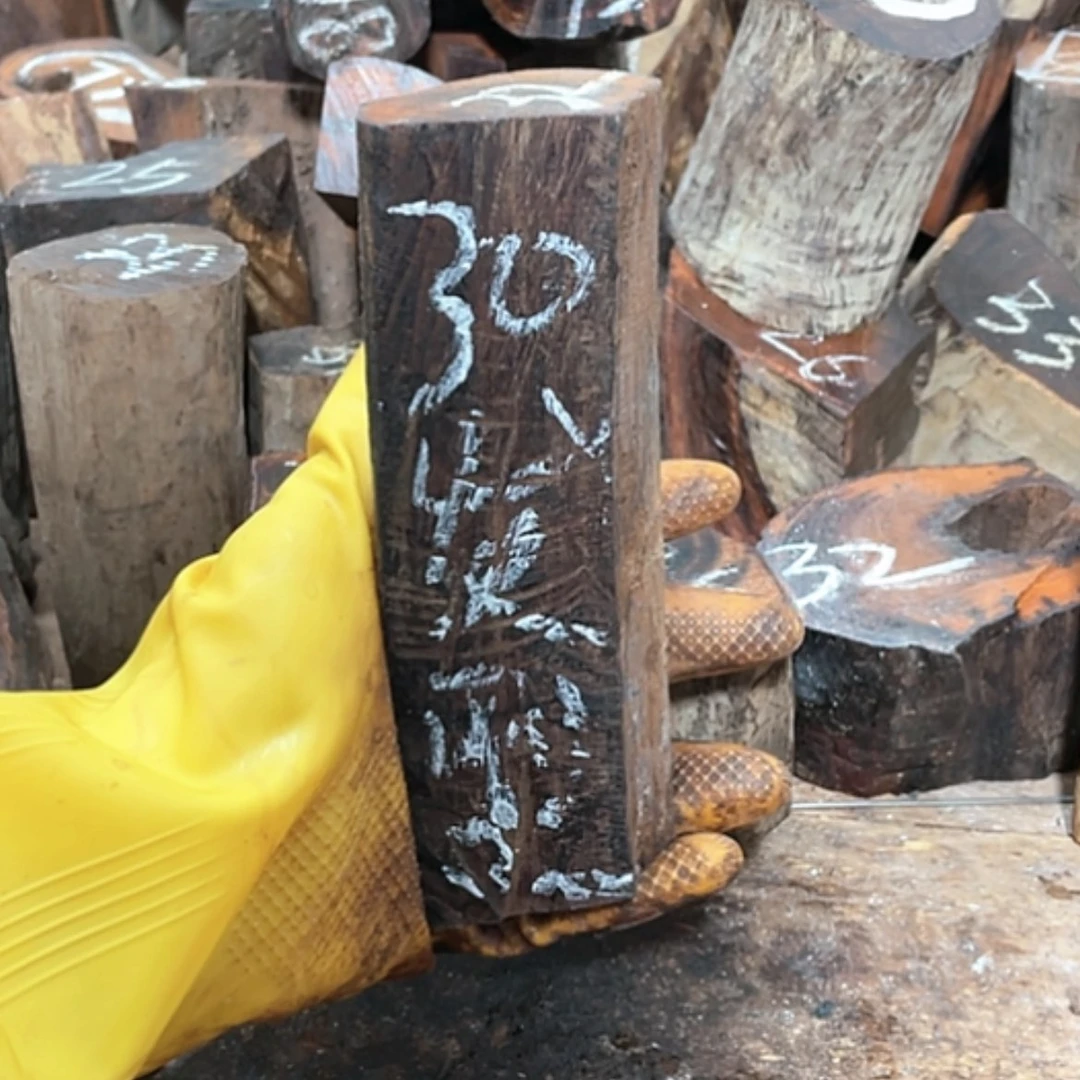 【闪购商品】交趾黄檀（大红酸枝）