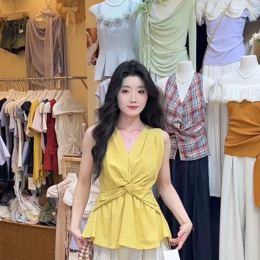 十三行夏季新款纯欲辣妹V领扭结背心女修身显瘦法式气质无袖上衣