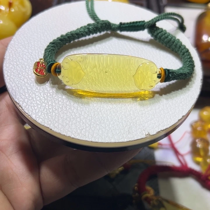 琥珀未镶嵌颈饰琥珀手串