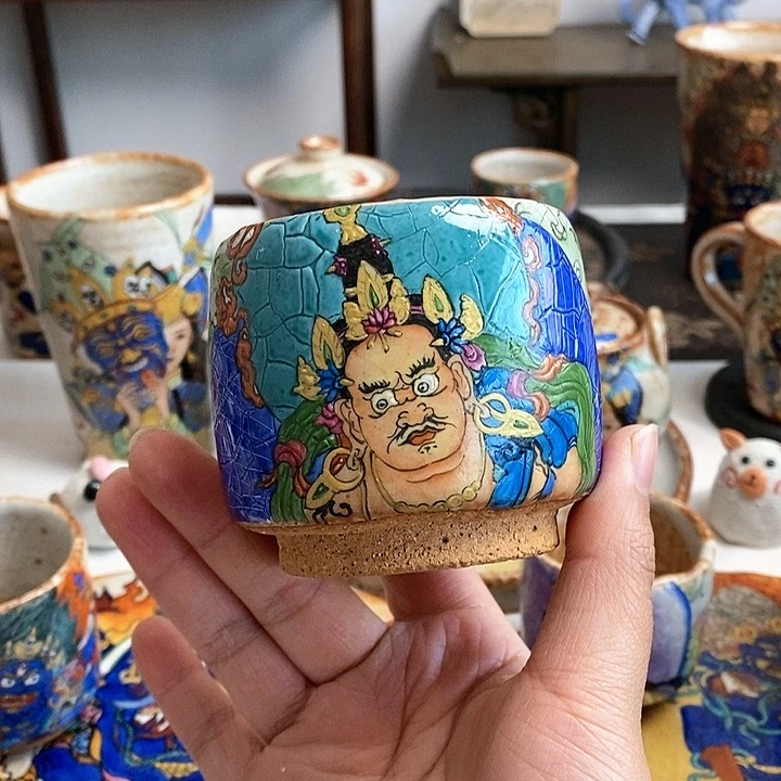 手工手绘黄财财茶杯