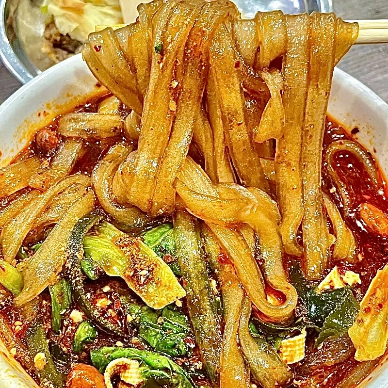 【买4桶发8桶】酸辣粉正宗非油炸速食宵夜酸辣宽粉非油炸红薯粉