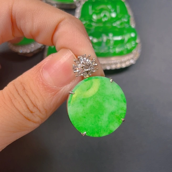 【闪购商品】颈饰银S925镶嵌翡翠翡翠