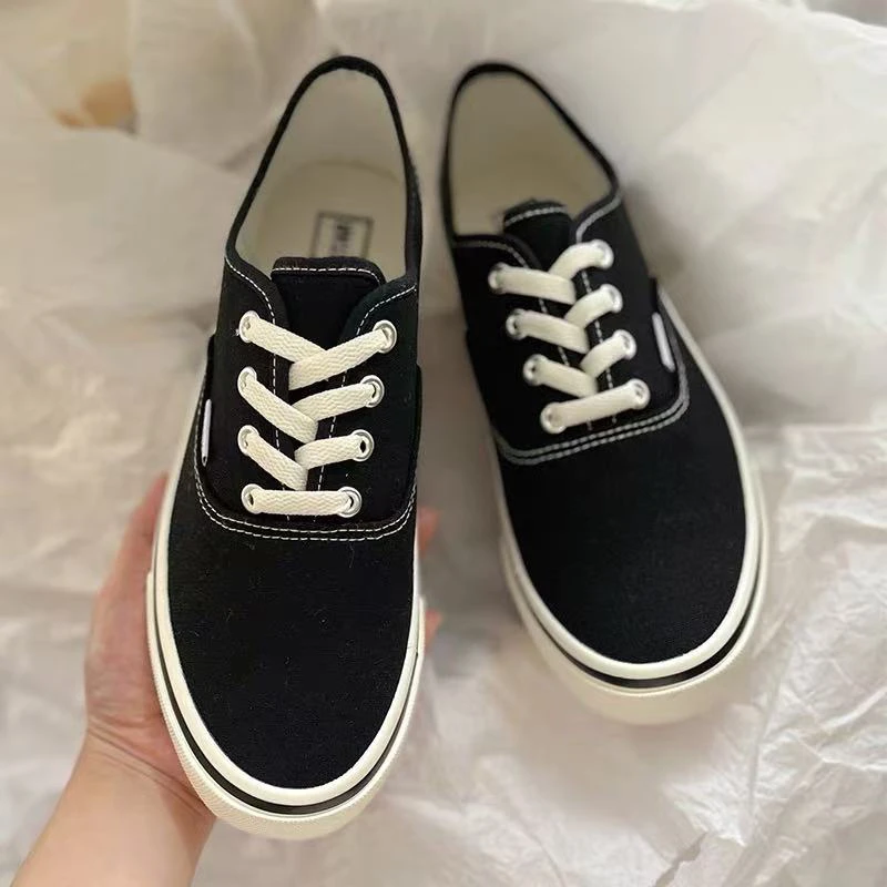 26年春夏韩版潮流百搭系带简约休闲帆布鞋