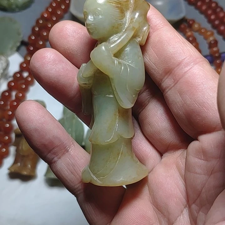 和田玉颈饰未镶嵌大*圆