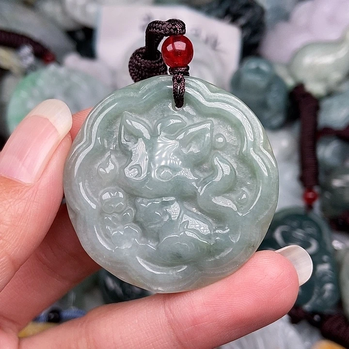 颈饰未镶嵌翡翠翡翠