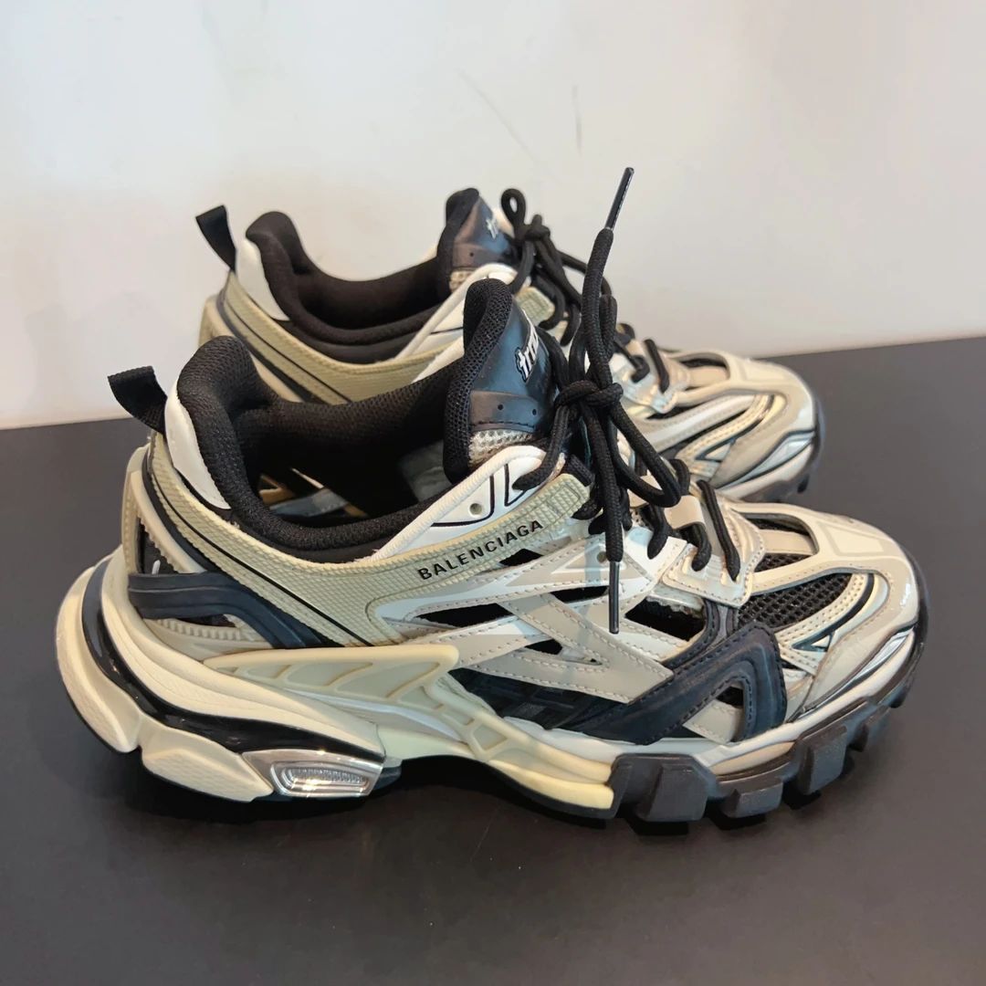 99新 Balenciaga/巴黎世家 老爹鞋 尺码37成色看直播GSS27317