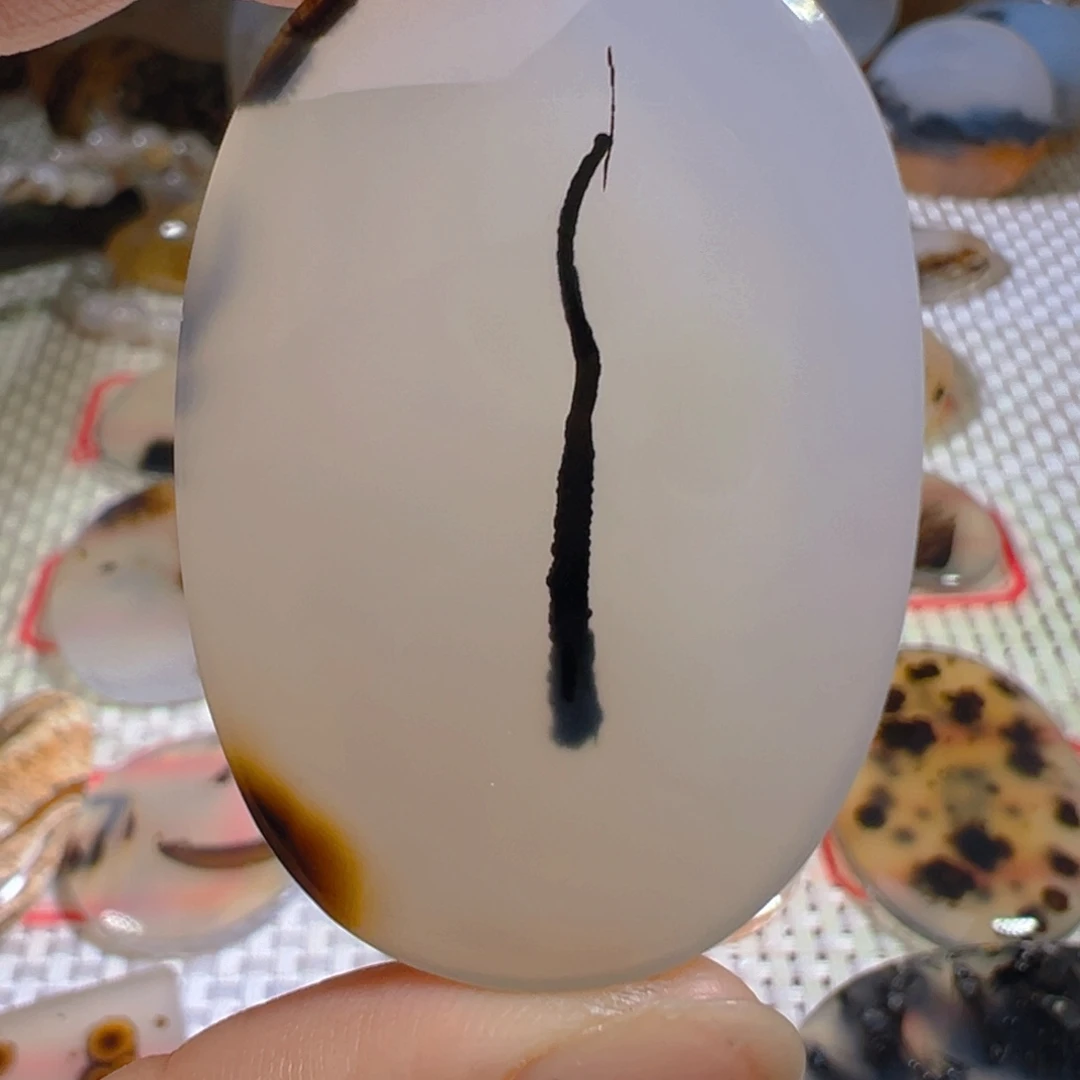 未镶嵌颈饰玛瑙/玉髓