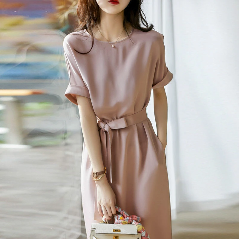 皮粉色真丝桑蚕丝系带连衣裙女2025夏新款中长款醋