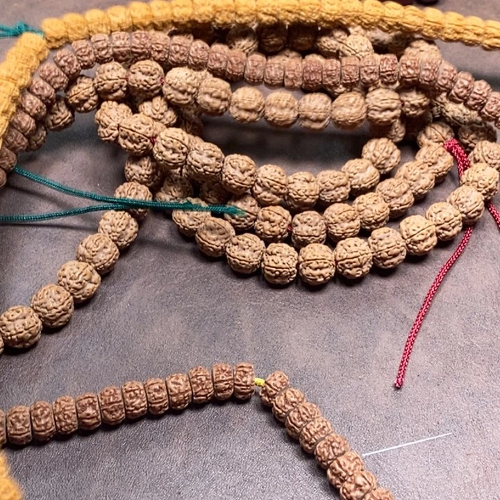 蜘***)吊坠金刚菩提108元皮二代盘龙