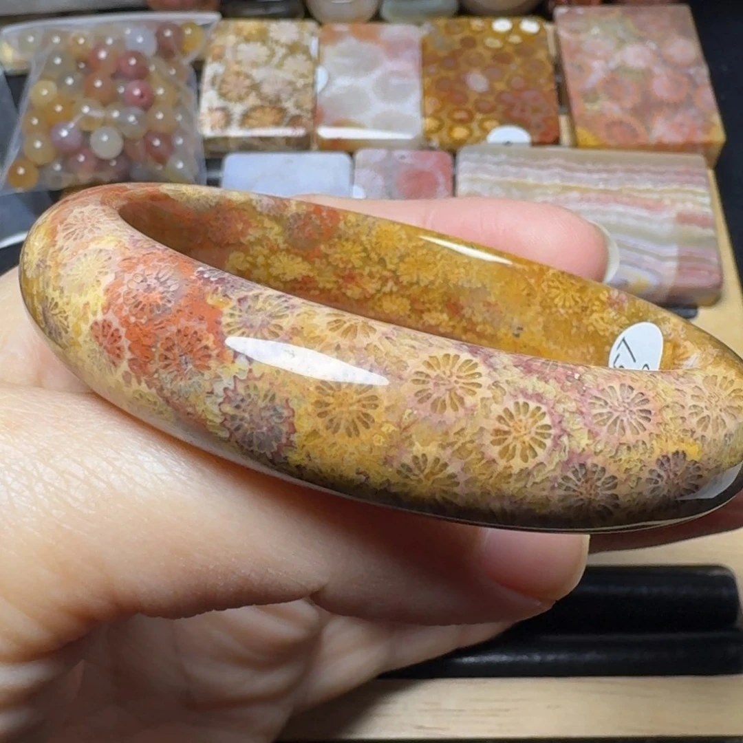 硅化玉57彩花，可盘未镶嵌