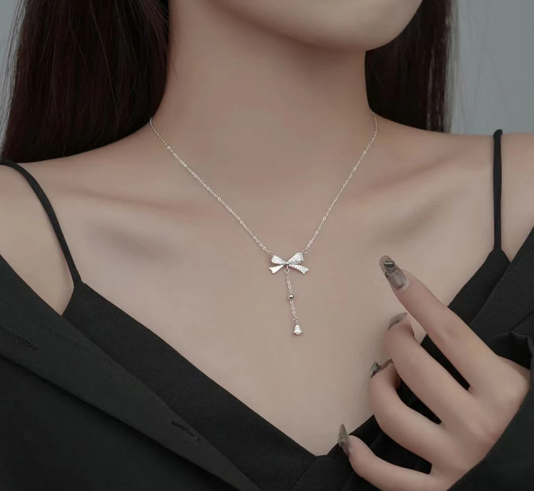 KISS MAX  小众设计感轻奢百搭蝴蝶结项链31669