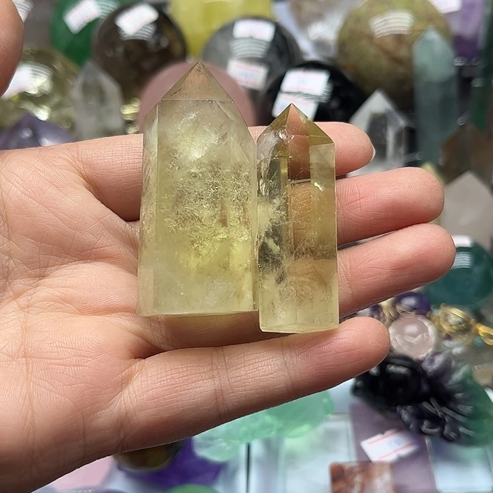 珠宝半成品水晶未镶嵌74克黄水晶柱