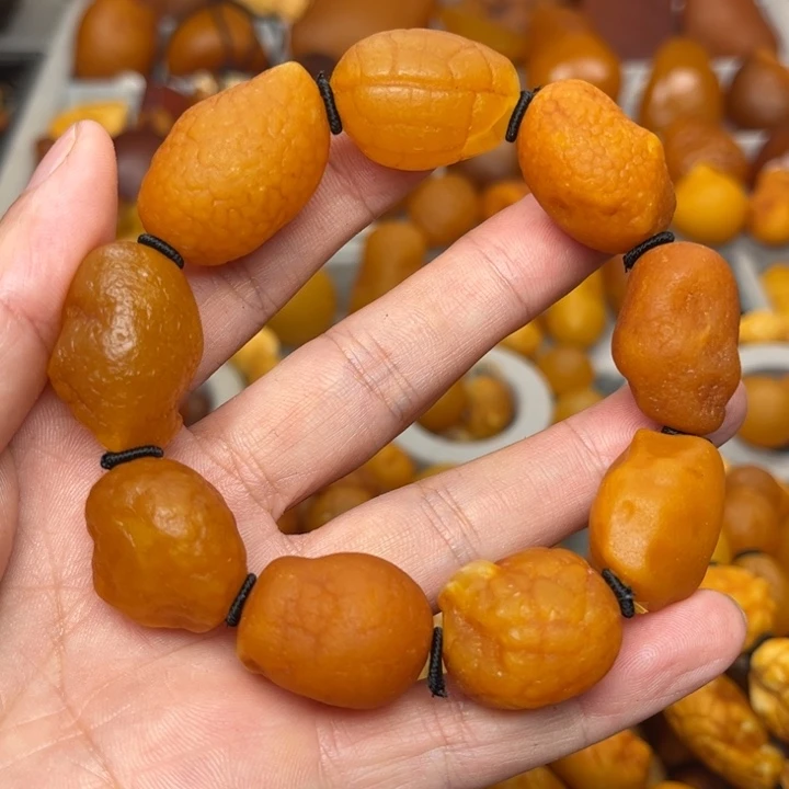 琥珀未镶嵌裸石天然蜜蜡手串
