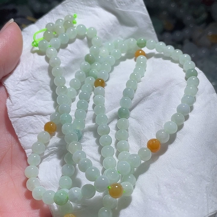 颈饰未镶嵌翡翠天