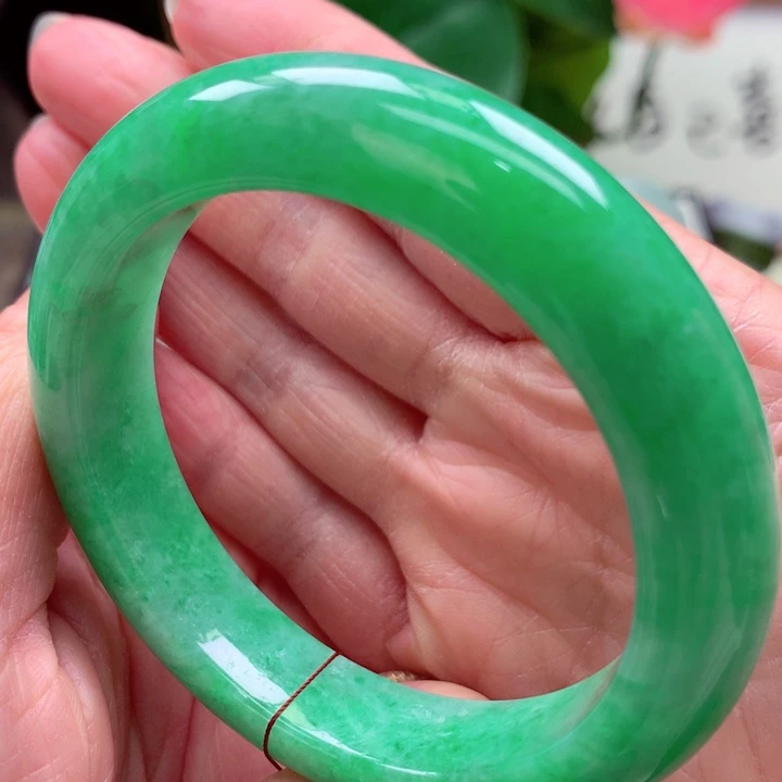 翡翠未镶嵌手镯天然翡翠手镯