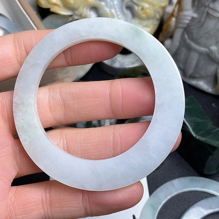 翡翠未镶嵌颈饰天然翡翠7