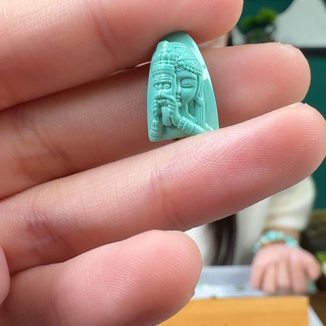 绿松石未镶嵌珠宝奇石