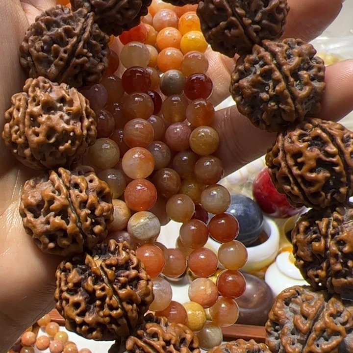 核桃手串/手链0.8/108冰种姑娘玉