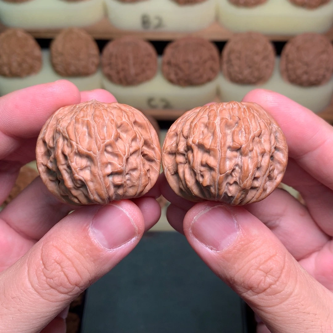 大***子文玩核桃吊坠39山地磨全品无药