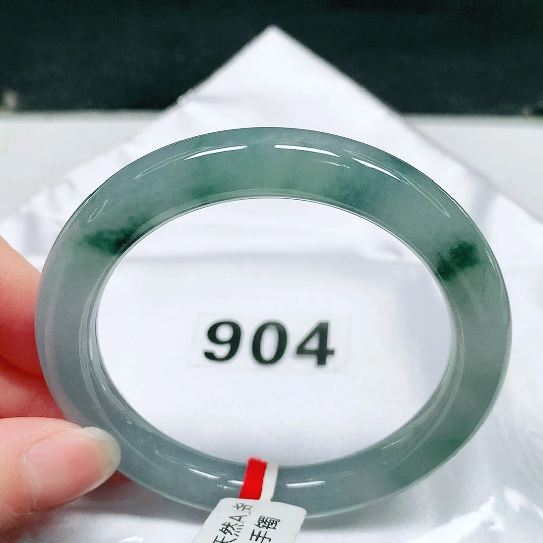 翡翠未镶嵌手镯（圆镯）23 号翡翠手镯