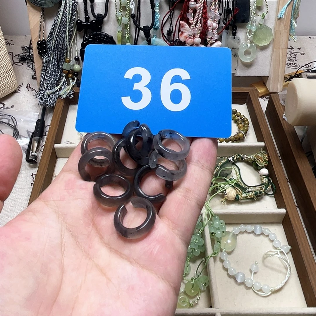 蛇纹石玉合金颈饰