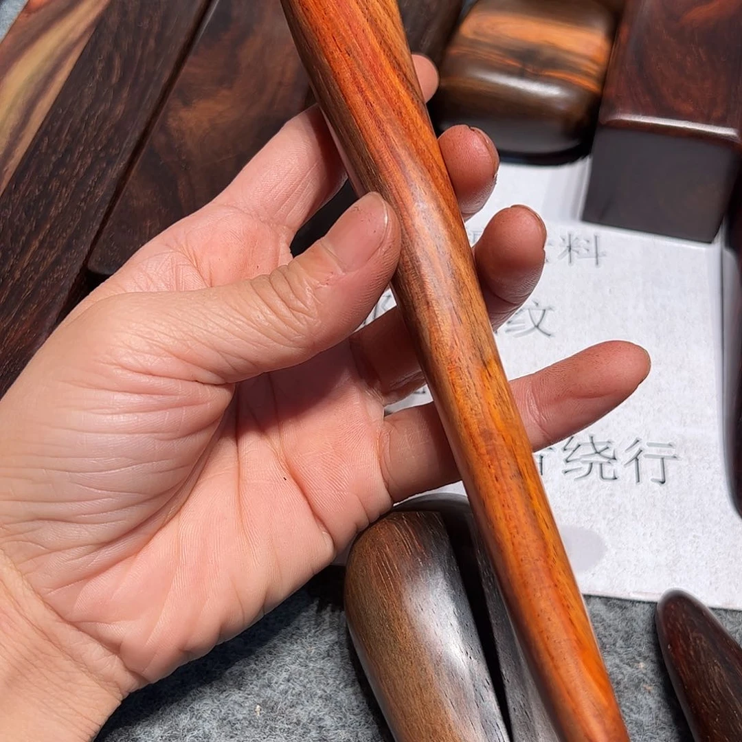 交趾黄檀（大红酸枝）一*光