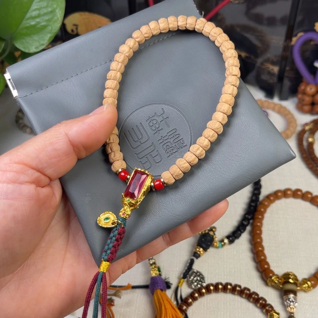 吊坠柏香籽/百香籽345667788889