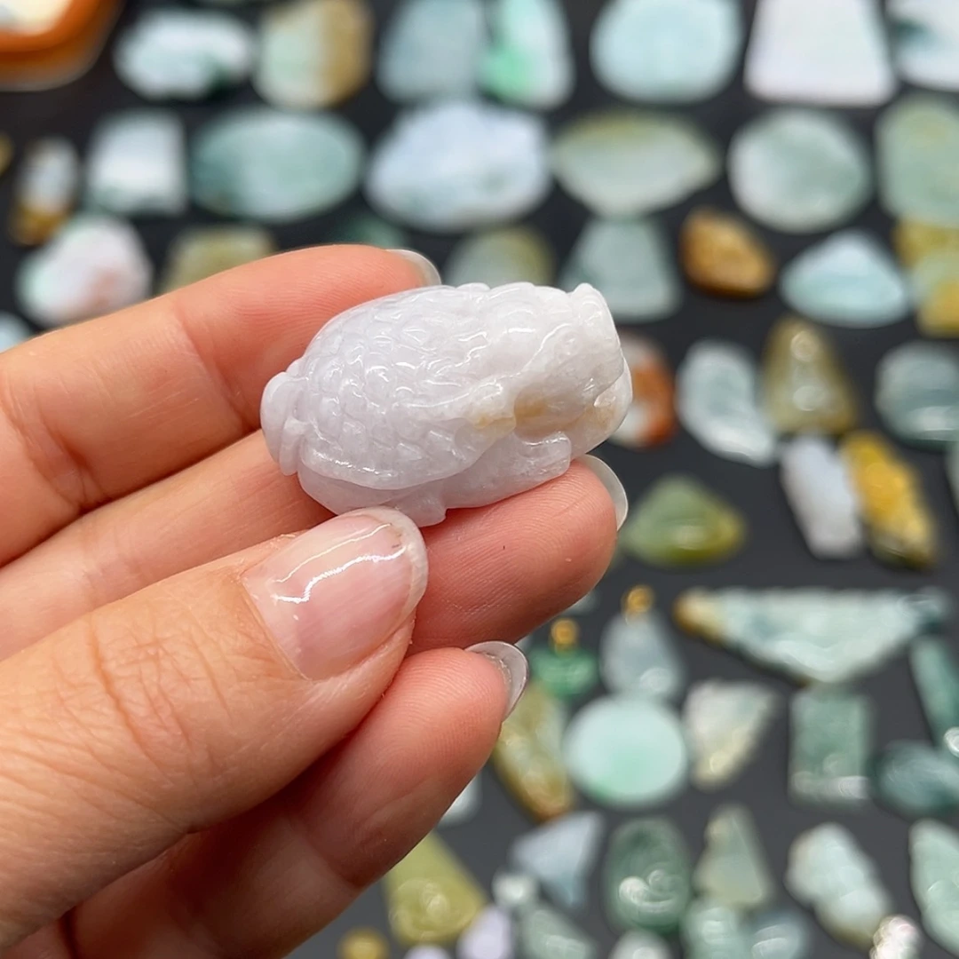 【闪购商品】翡翠颈饰未镶嵌龙龟