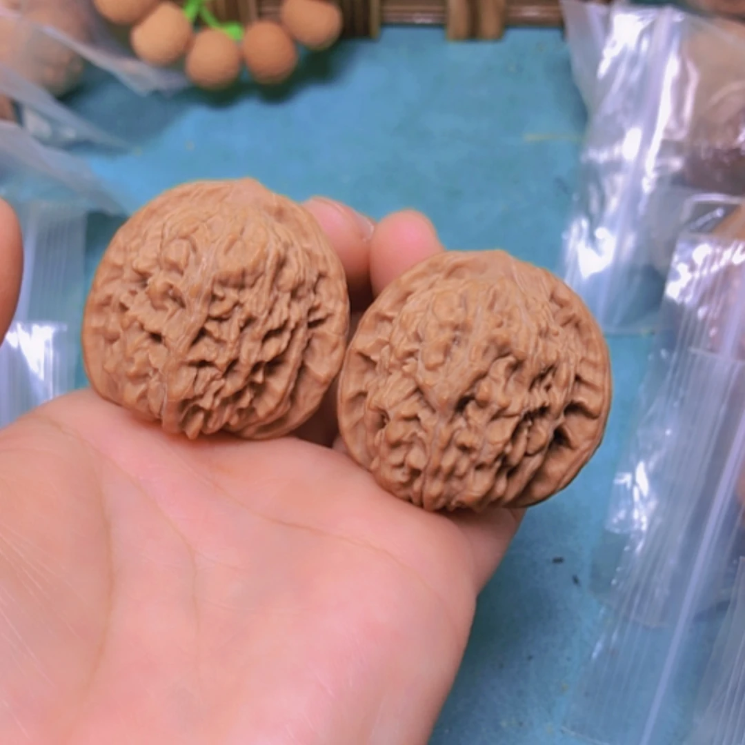 【闪购商品】把件核桃37四座楼全品