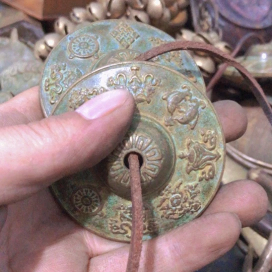 小***师闪电购铜摆件工艺品