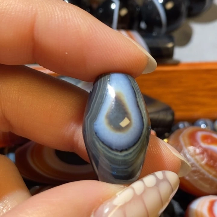 未镶嵌颈饰玛瑙/玉髓
