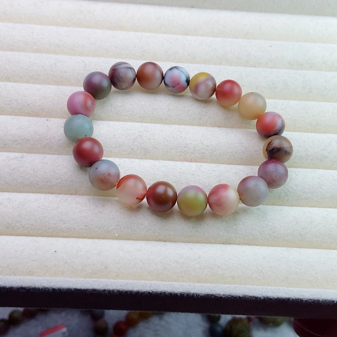 未镶嵌石英质玉（盐源）珠宝半成品