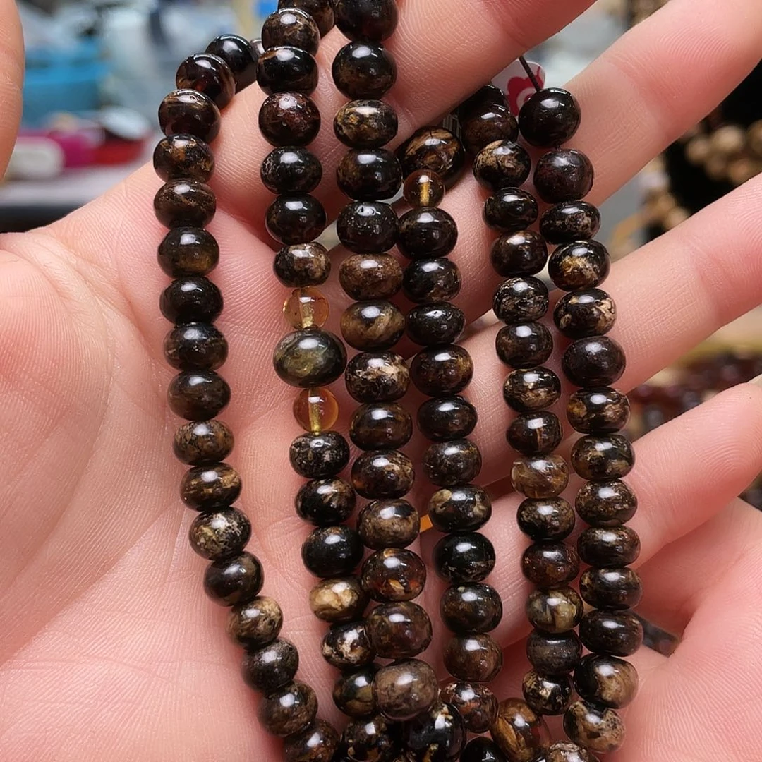 琥珀裸石未镶嵌?***团七10608