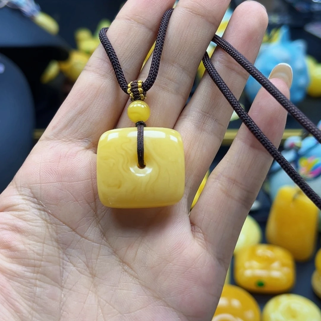 未镶嵌蜜蜡珠宝奇石