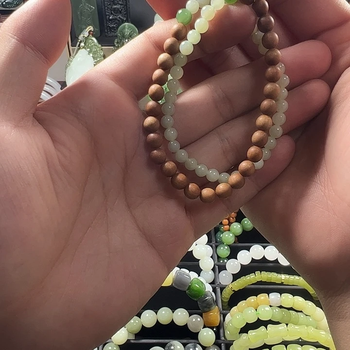 和田玉未镶嵌项链