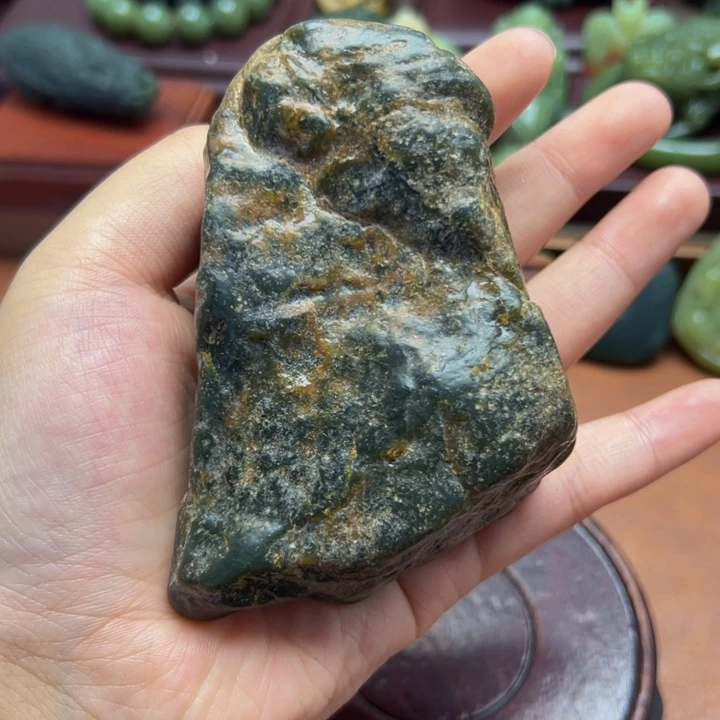 和田玉未镶嵌珠宝奇石