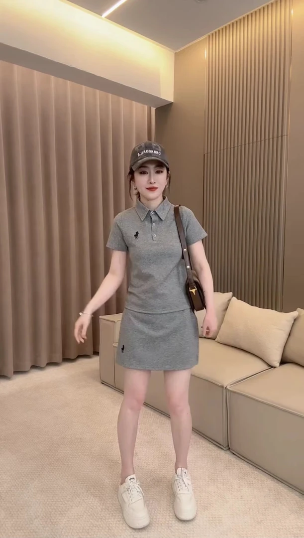 2025夏季新款套装网红同款小马刺绣纽扣polo领短袖T恤+高腰短裙女