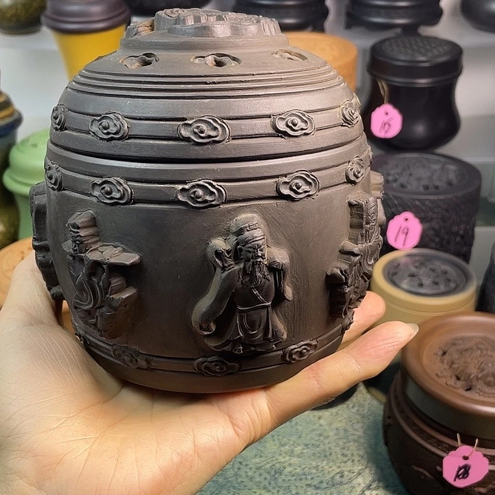 一对八仙炼丹炉。