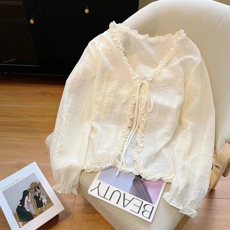 2026夏新款温柔木耳边V领系带薄款衬衫女莱赛尔天丝面料防晒开衫