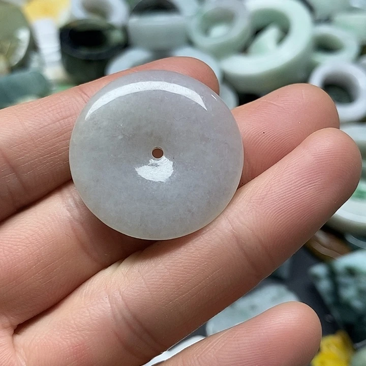 老***了翡翠未镶嵌颈饰天然翡翠