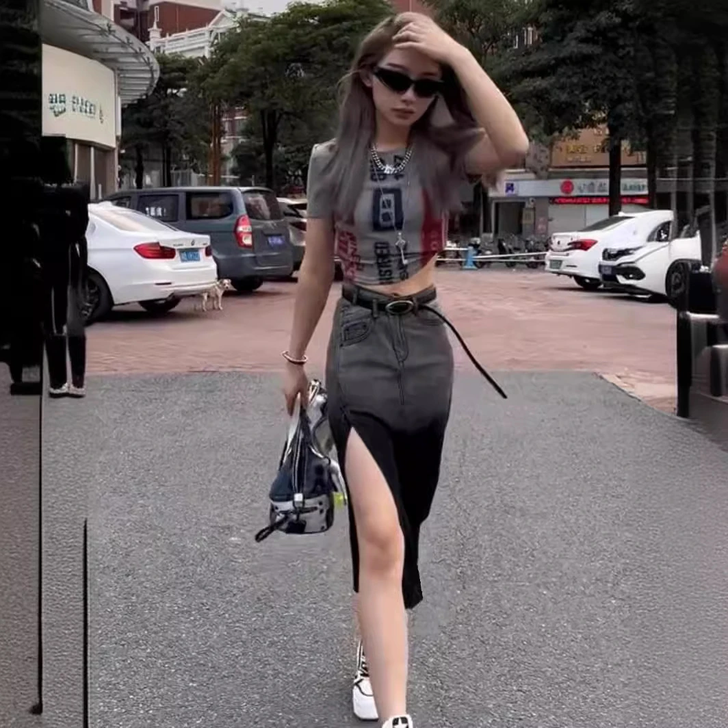 女装潮牌时尚套装女夏短款字母印花恤高腰开叉牛仔半身裙两件套